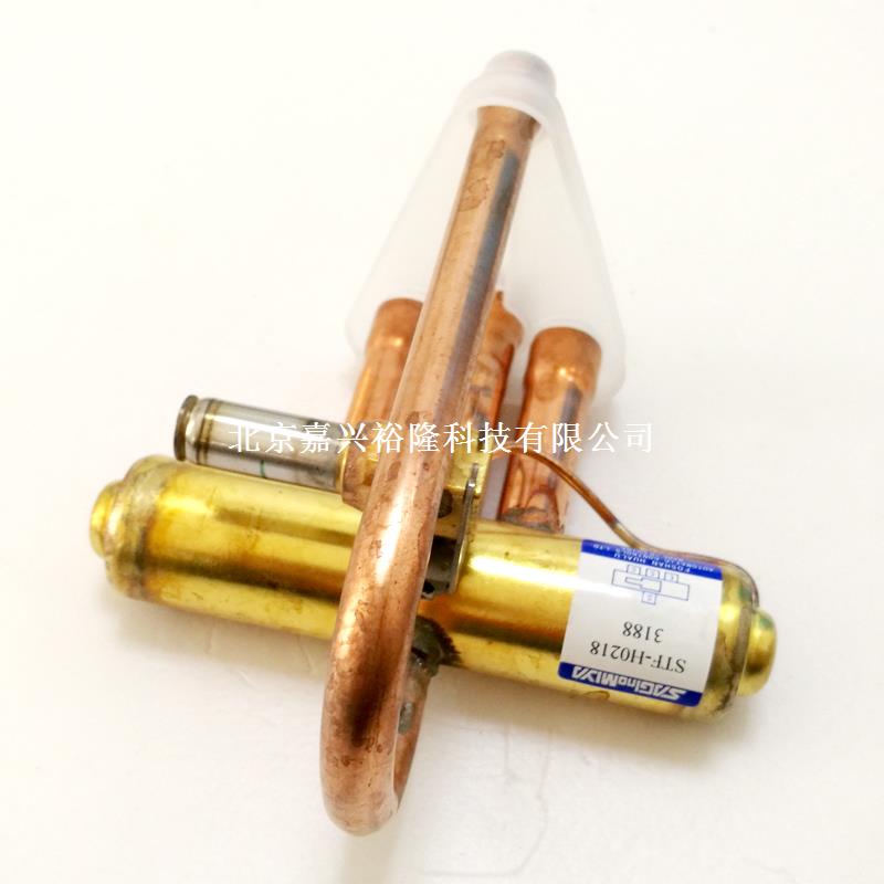 四通閥和膨脹閥